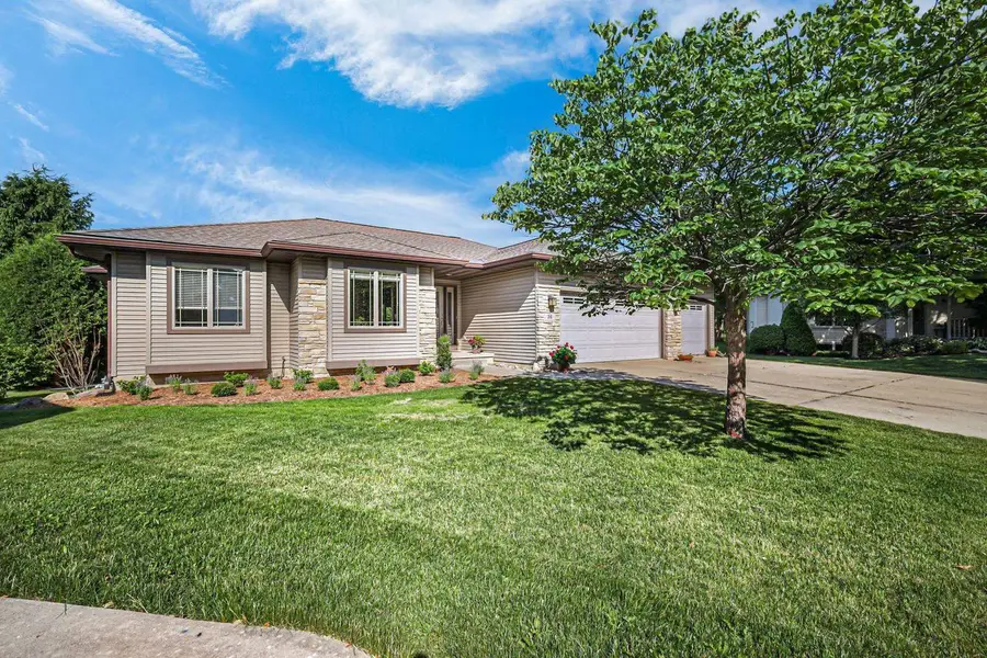 36 Fawn Ridge Circle, Middleton, WI 53562 - #2