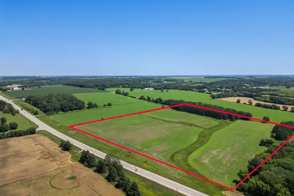 28 Acres Hwy 49, Green Lake, WI 54941