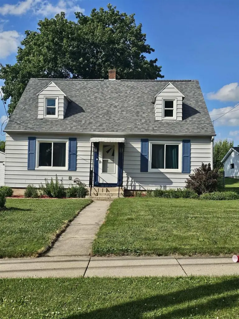 410 W Main Street, Marshall, WI 53559 - #3