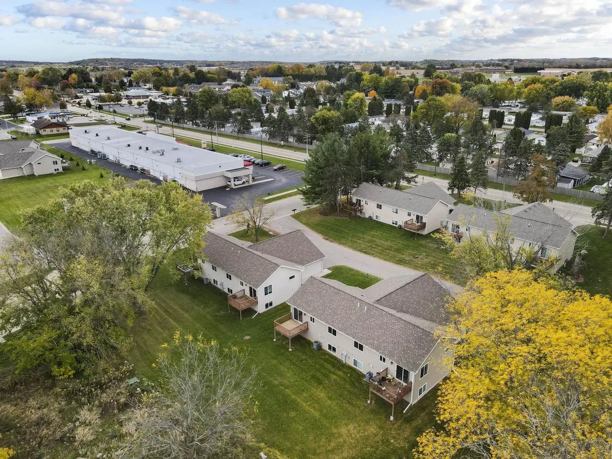 924 Waters Edge Court, Marshall, WI 53559 - #1