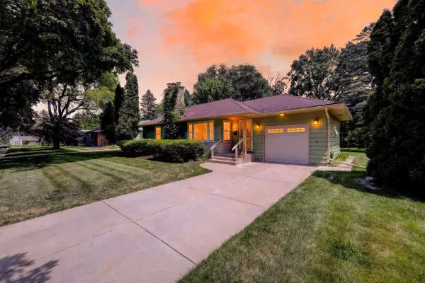913 Mohican Pass, Madison, WI 53711