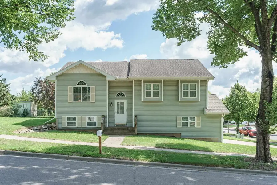 6901 Fieldwood Road, Madison, WI 53718 - #2