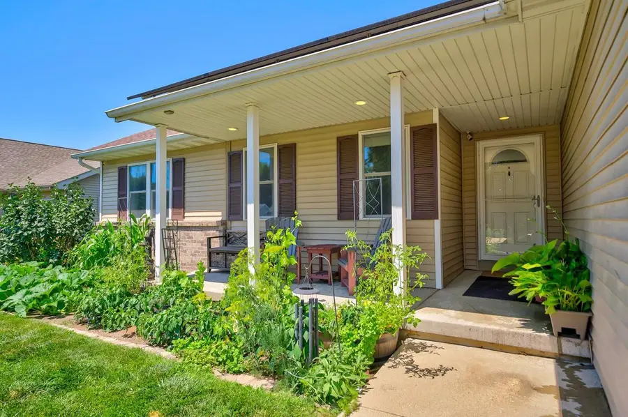 332 Sandridge Trail, Sun Prairie, WI 53590 - #3