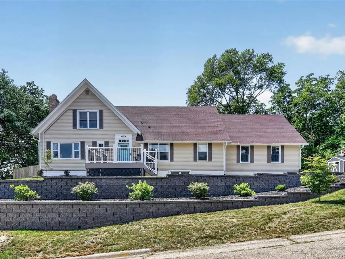 778 S Garfield Avenue, Janesville, WI 53545 - #1