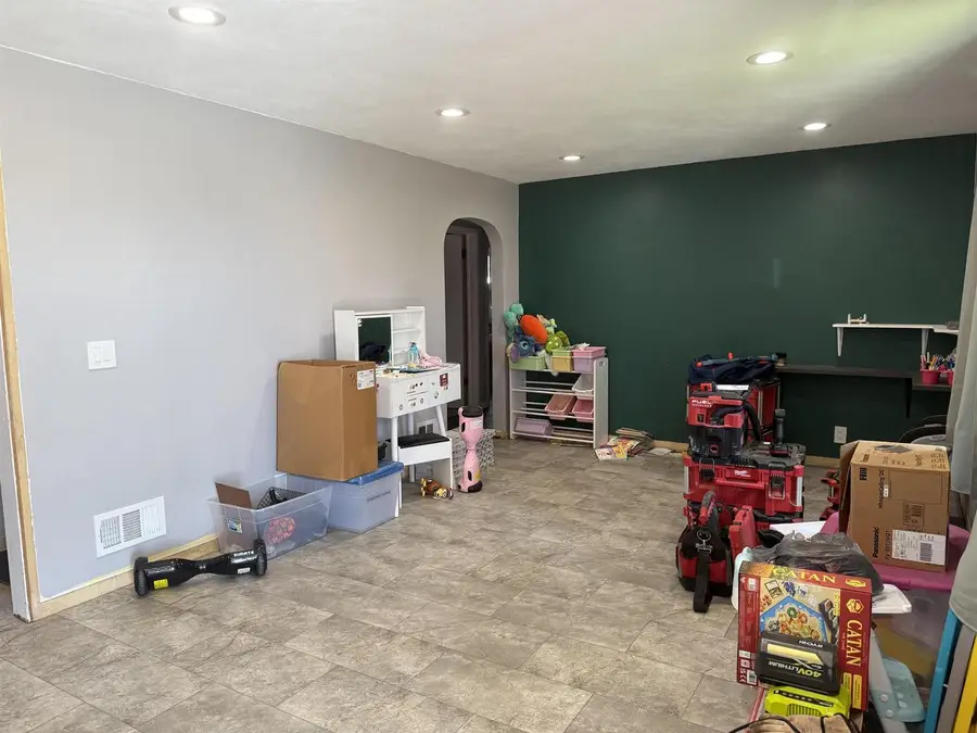1252 N Martin Road, Janesville, WI 53545 - #2