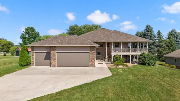 2306 Surrey Lane, Baraboo, WI 53913