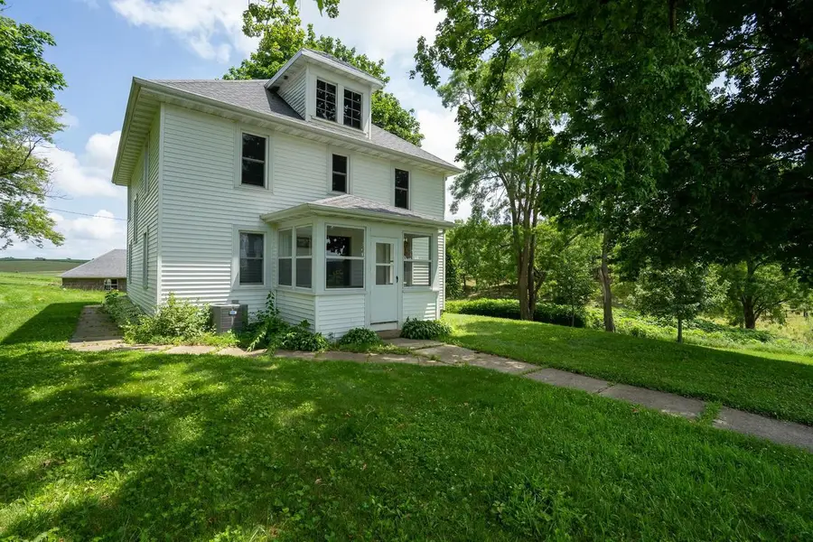 13338 Dobbs Road, Darlington, WI 53530 - #3