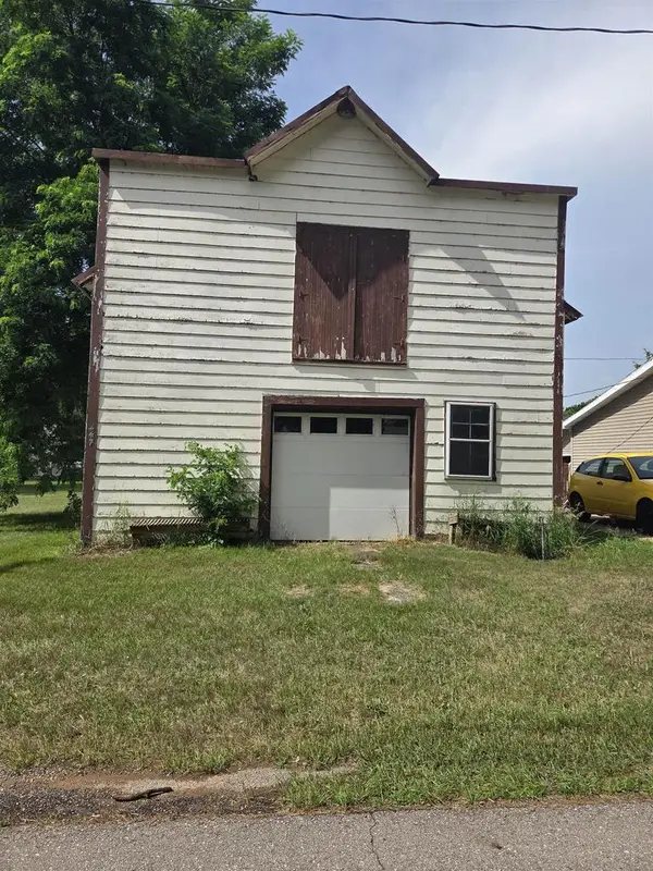 447 N River Drive, Endeavor, WI 53930