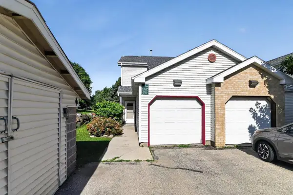 952 Rockefeller Lane, Madison, WI 53704