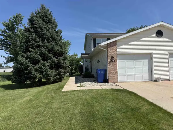 420 Sunset Road #420, Columbus, WI 53925