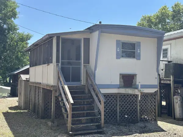 625 Hwy 364 #5S, Harpers Ferry, IA 52146