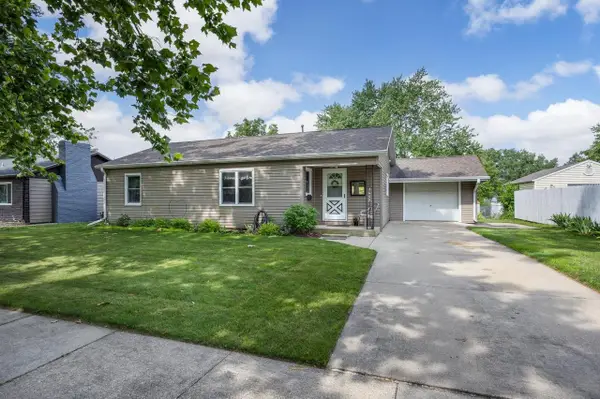 1442 S Marion Avenue, Janesville, WI 53546