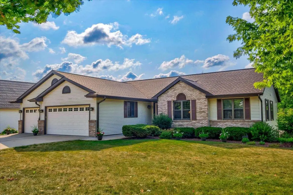 1000 Starlight Lane, Cottage Grove, WI 53527 - #1