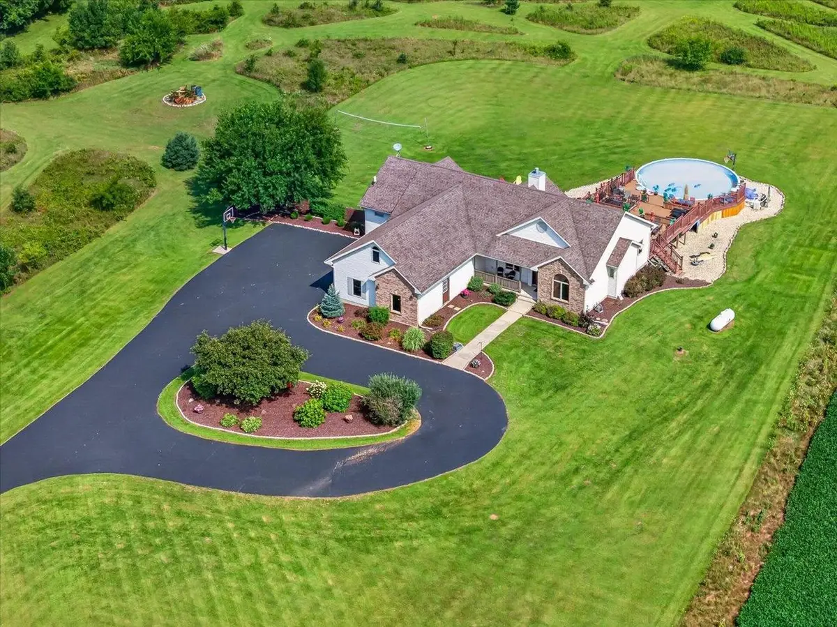 4314 Old Stage Road, Brooklyn, WI 53521 - #1