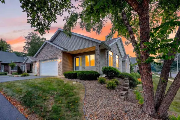 617 Nightingale Lane, Cottage Grove, WI 53527
