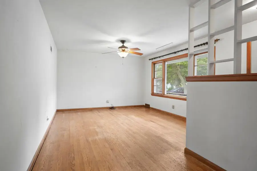 9 Fremont Circle, Madison, WI 53704 - #2