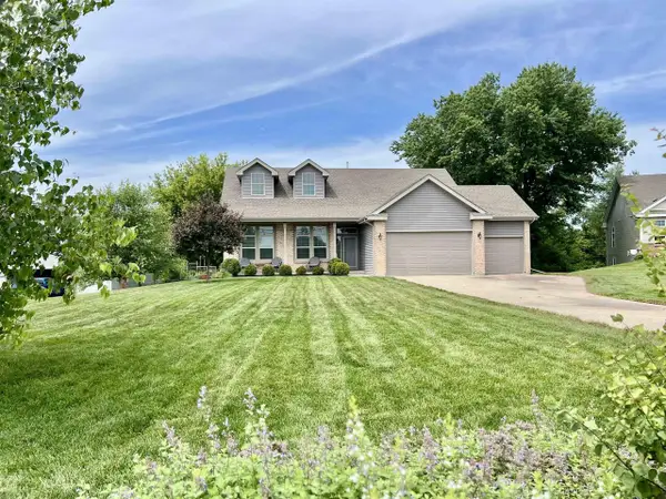 8747 N Stone Farm Road, Edgerton, WI 53534
