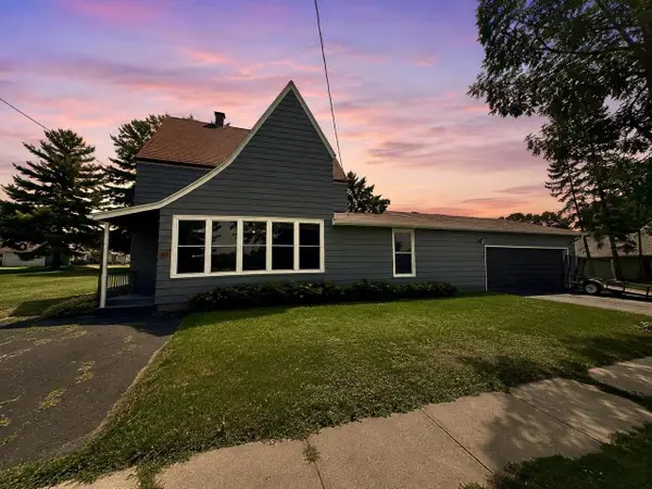 204 Academy Street, Fox Lake, WI 53933