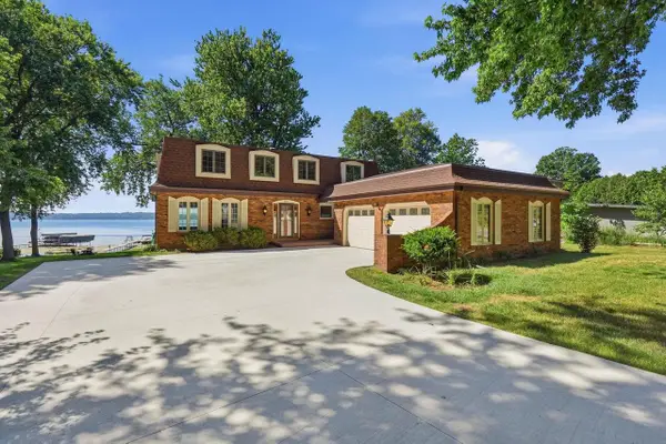 3017 Dianne Drive, Middleton, WI 53562