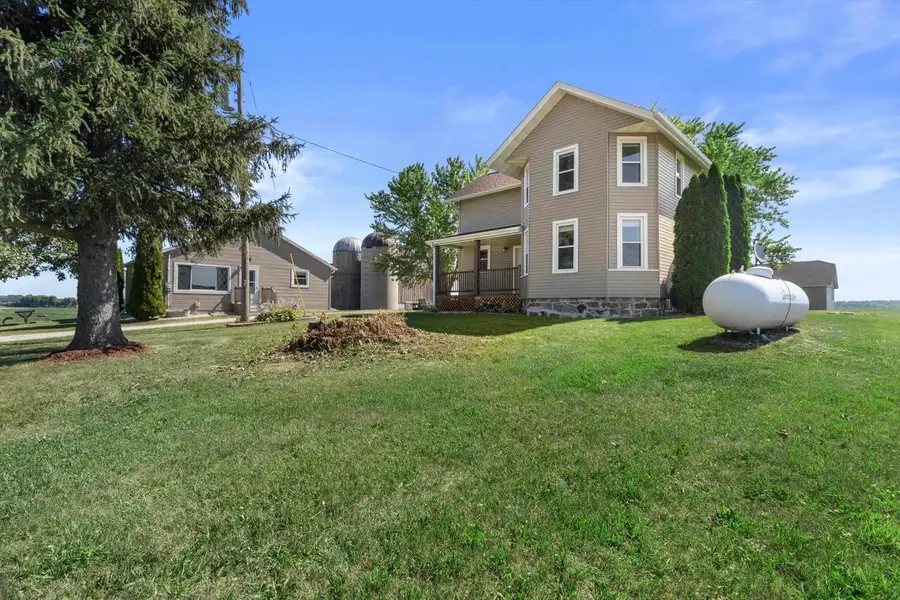N6830/6832 N Farmington Lane, Watertown, WI 53094 - #2