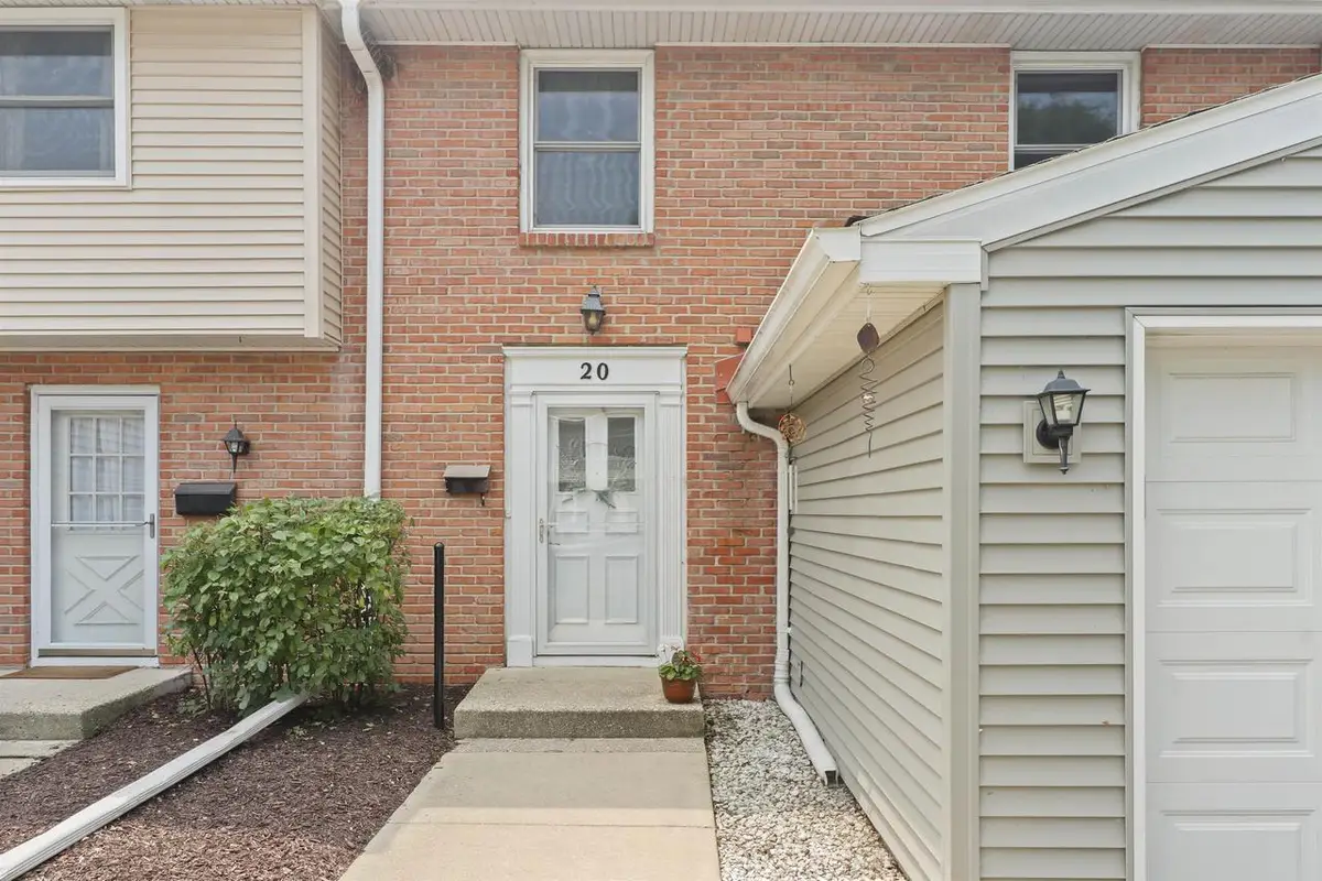 20 Whitcomb Circle, Madison, WI 53711 - #1