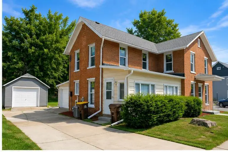 102 E High Street, Orangeville, IL 61060 - #2