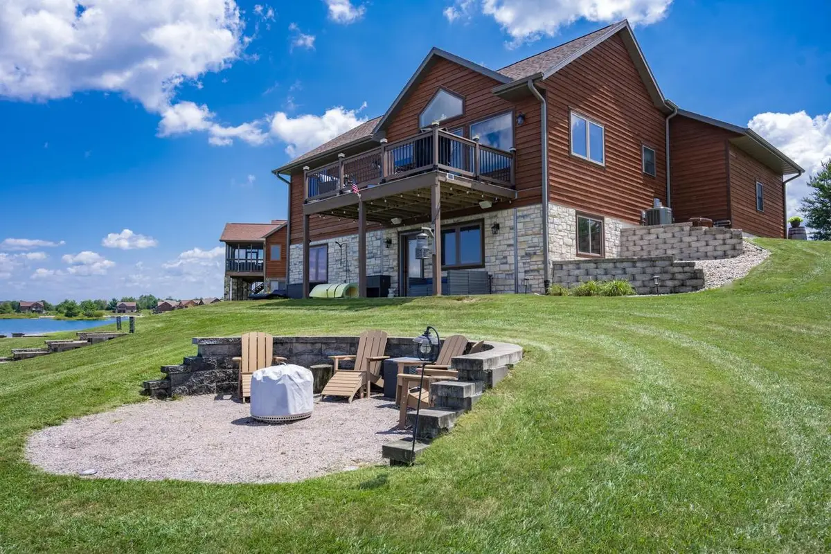 N8432 Lookout Point Court, New Lisbon, WI 53950 - #1