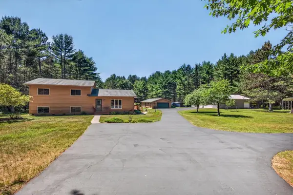 1801 Rangeline Road, Eagle River, WI 54521