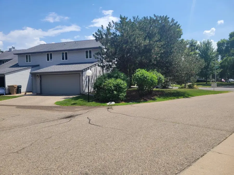 2104 Pike Drive #2104, Madison, WI 53713 - #3