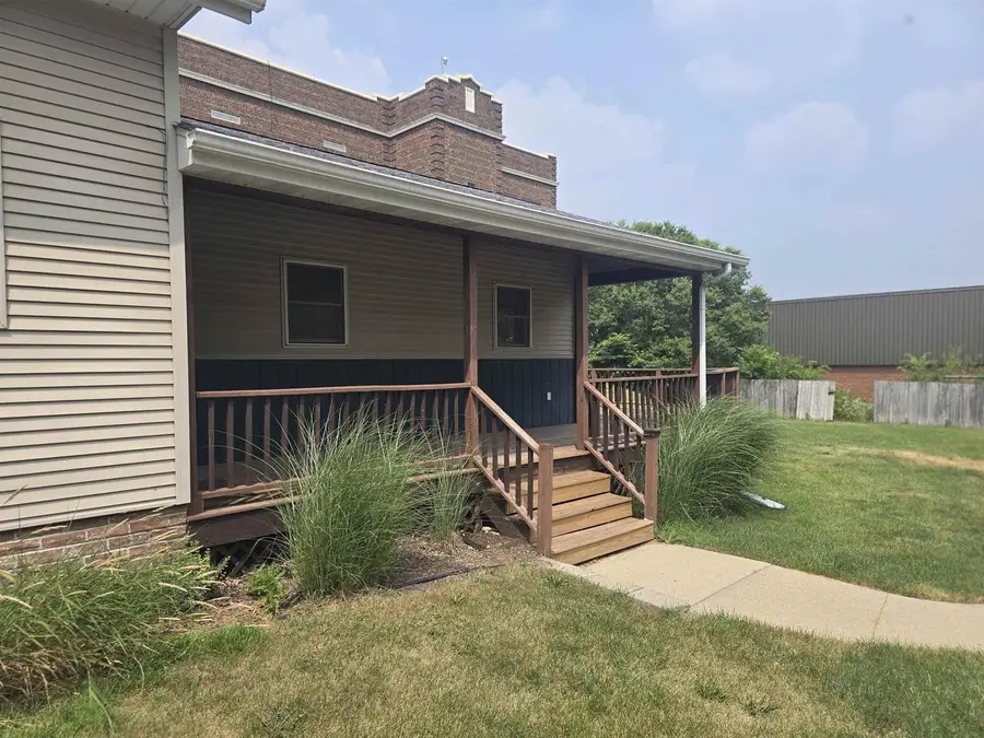 714 Ridge Street, Mineral Point, WI 53565 - #3