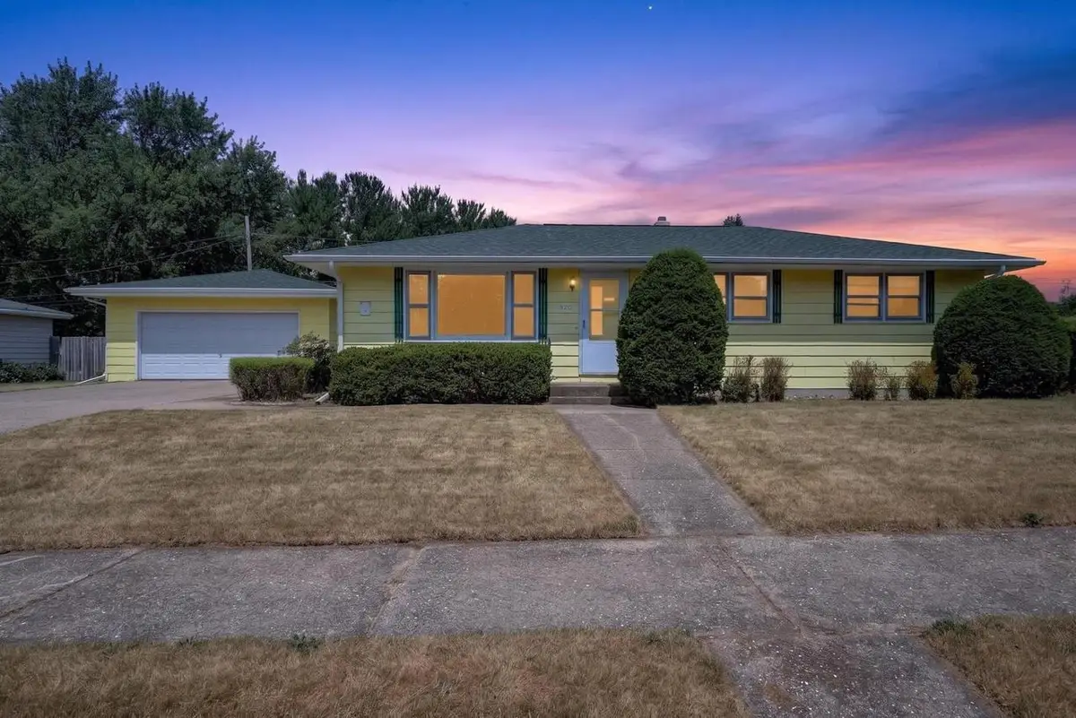 920 Sunset Drive, Milton, WI 53563 - #1