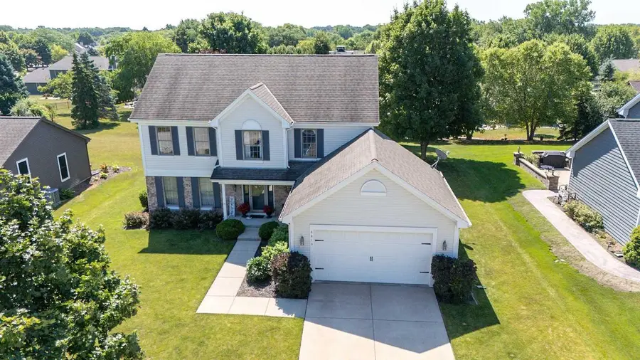 8819 W Whispering Oaks Court, Franklin, WI 53132 - #2