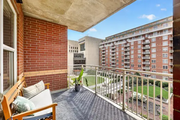 333 W Mifflin Street #1057, Madison, WI 53703