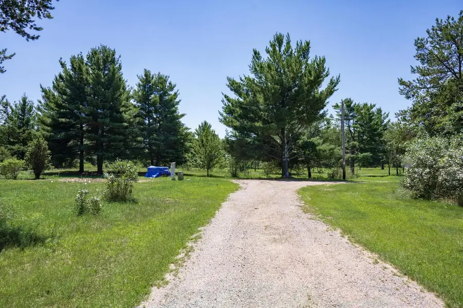823 County Road C, Hancock, WI 54943 - #2