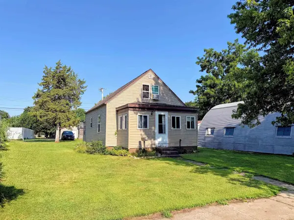 619 N Michigan Street, Prairie Du Chien, WI 53821