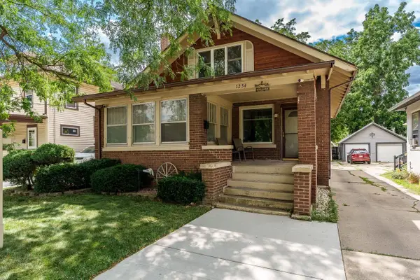 1234 E Porter Avenue, Beloit, WI 53511