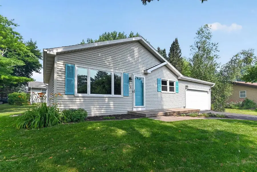 718 Olympic Street, Sun Prairie, WI 53590 - #2