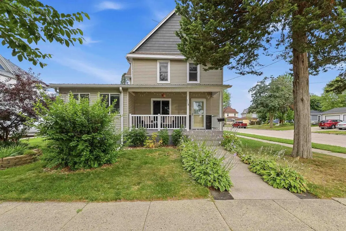 118 Pleasant Street, Beaver Dam, WI 53916 - #1