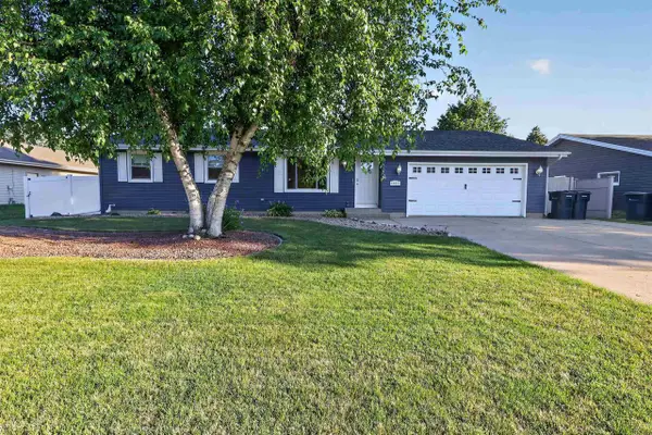 1411 Wolcott Street, Janesville, WI 53546