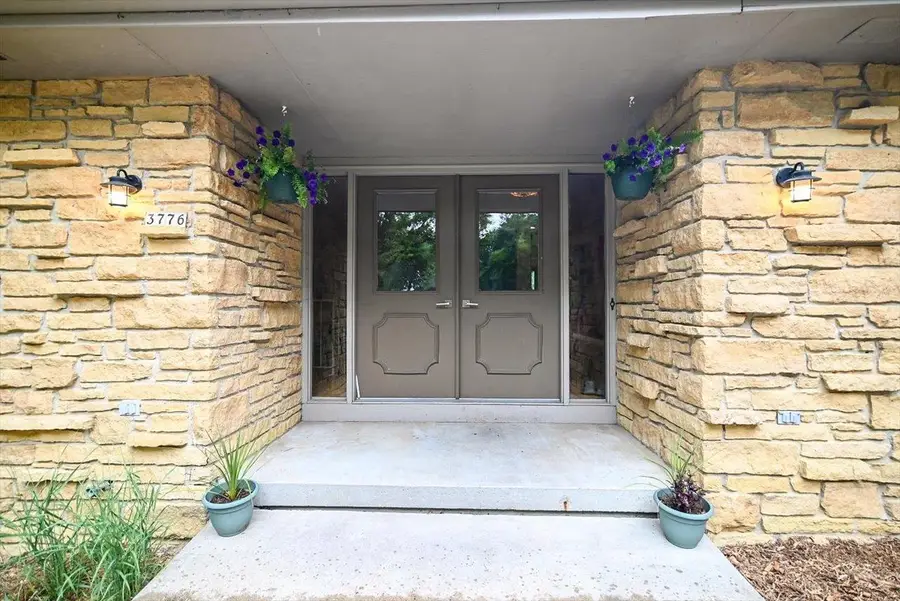 3776 Robin Hood Way, Madison, WI 53718 - #3