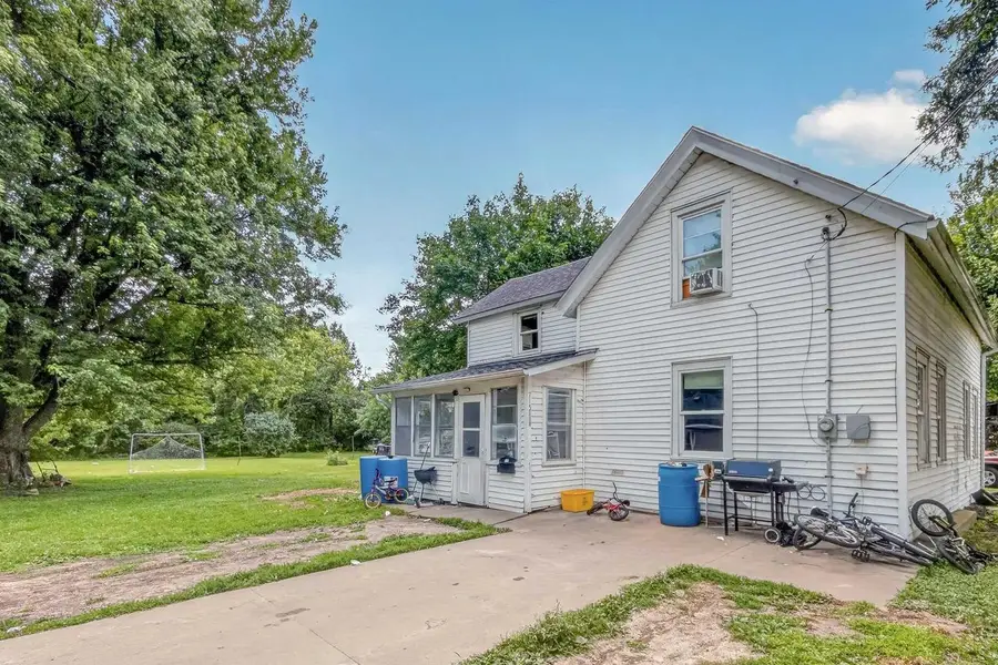 715 & 735 E Madison Street, Platteville, WI 53818 - #2