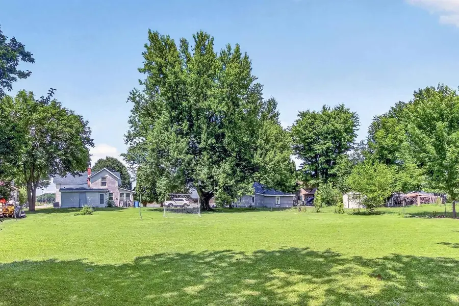 715 & 735 E Madison Street, Platteville, WI 53818 - #3