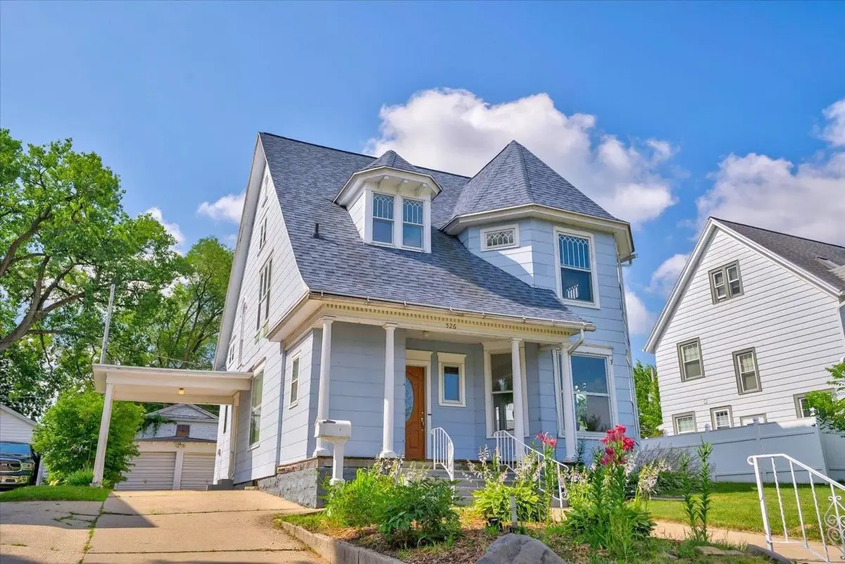 526 Prospect Avenue, Portage, WI 53901 - #1