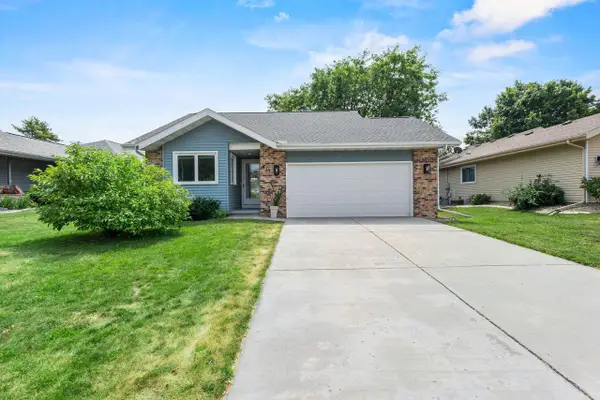 917 Acker Parkway, Deforest, WI 53532