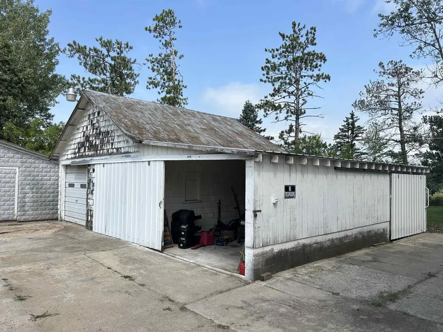 400 N Farmer Street, Princeton, WI 54968 - #3
