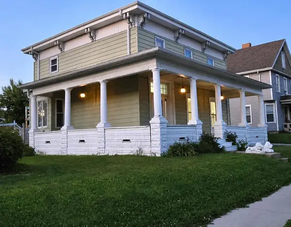 207 W Green Street, Fox Lake, WI 53933
