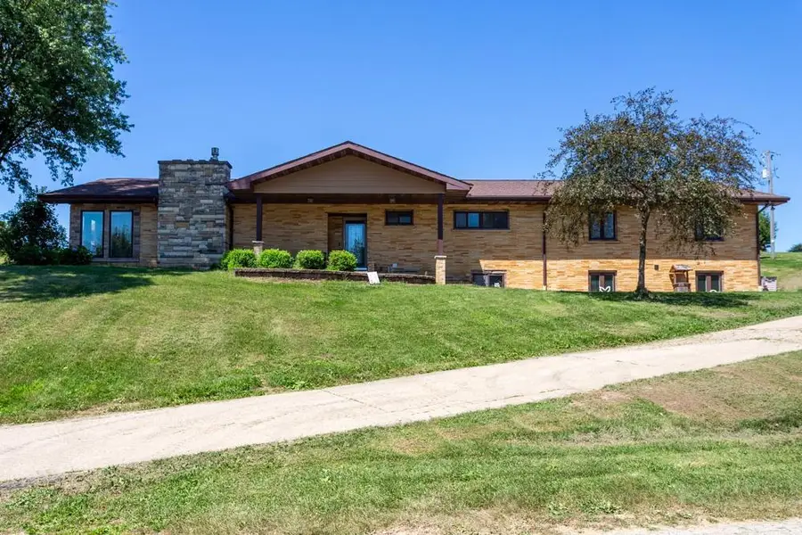 2162 Valley Lane, Cuba City, WI 53807 - #2