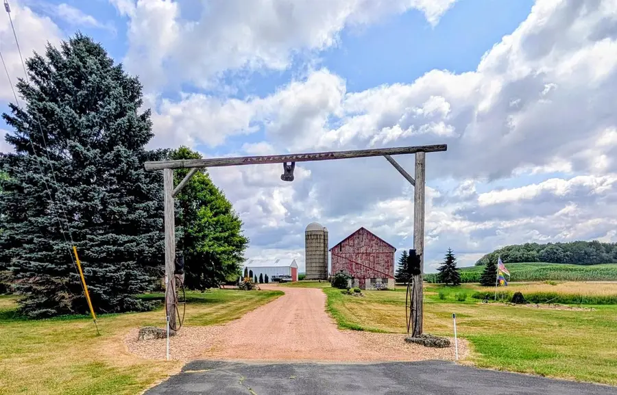 N4027 Twin Lakes Lane, Eden, WI 53019 - #3
