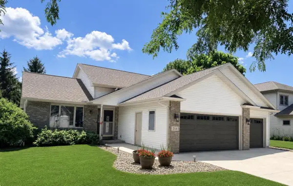 214 Coyle Parkway, Cottage Grove, WI 53527