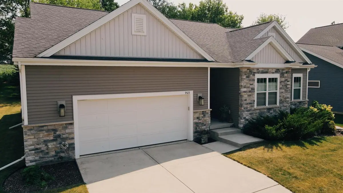 9523 Lost Pine Trail, Verona, WI 53593 - #1